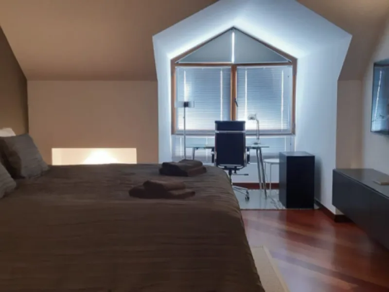 Designer penthouse with panoramic views
