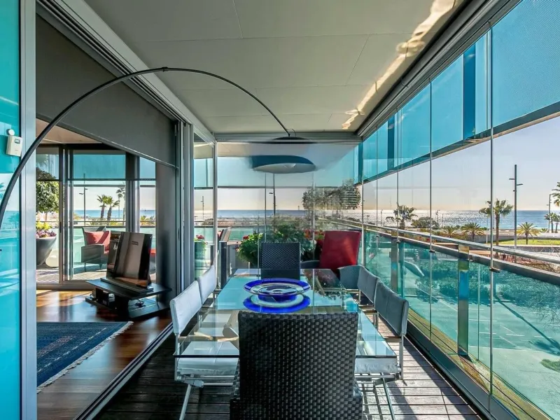 Exclusive beachfront apartment on Paseo García Faria, Barcelona