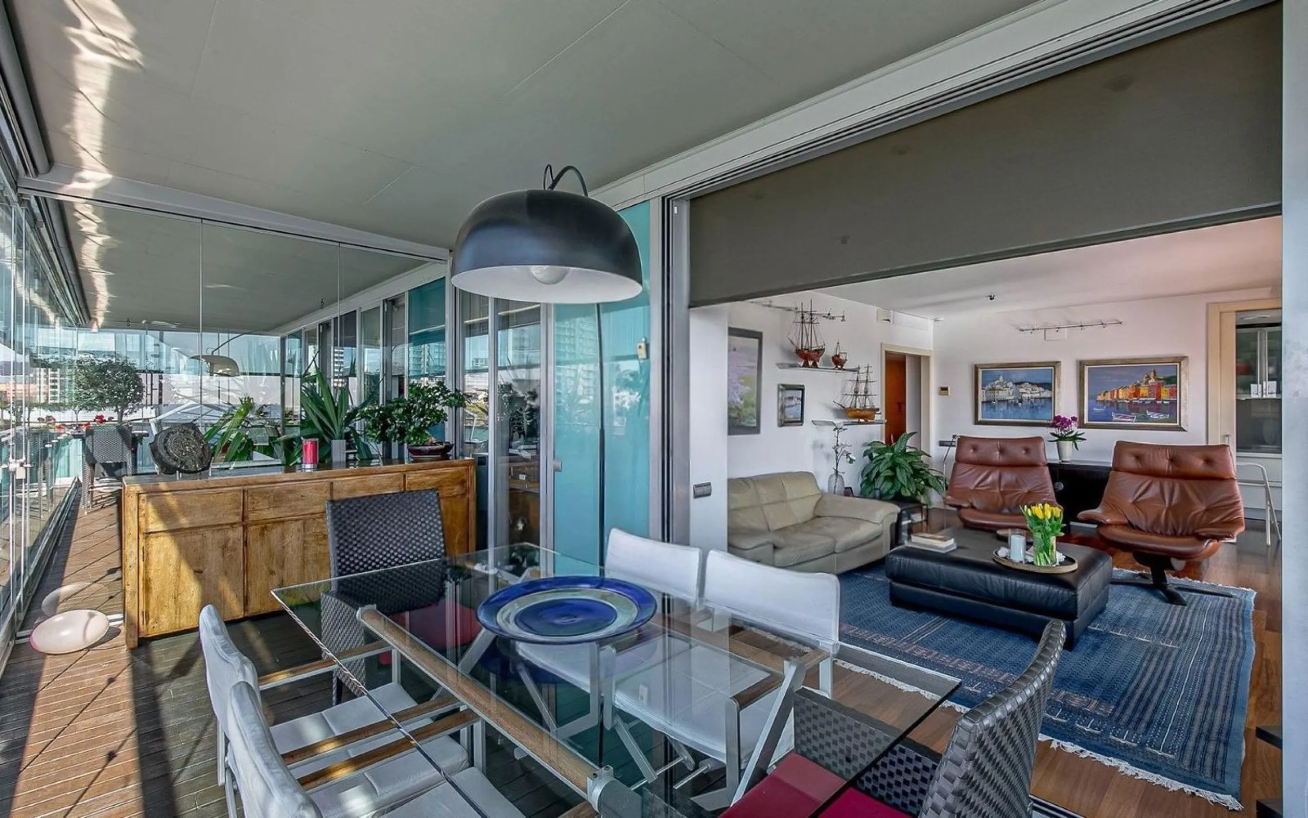 Exclusive beachfront apartment on Paseo García Faria, Barcelona