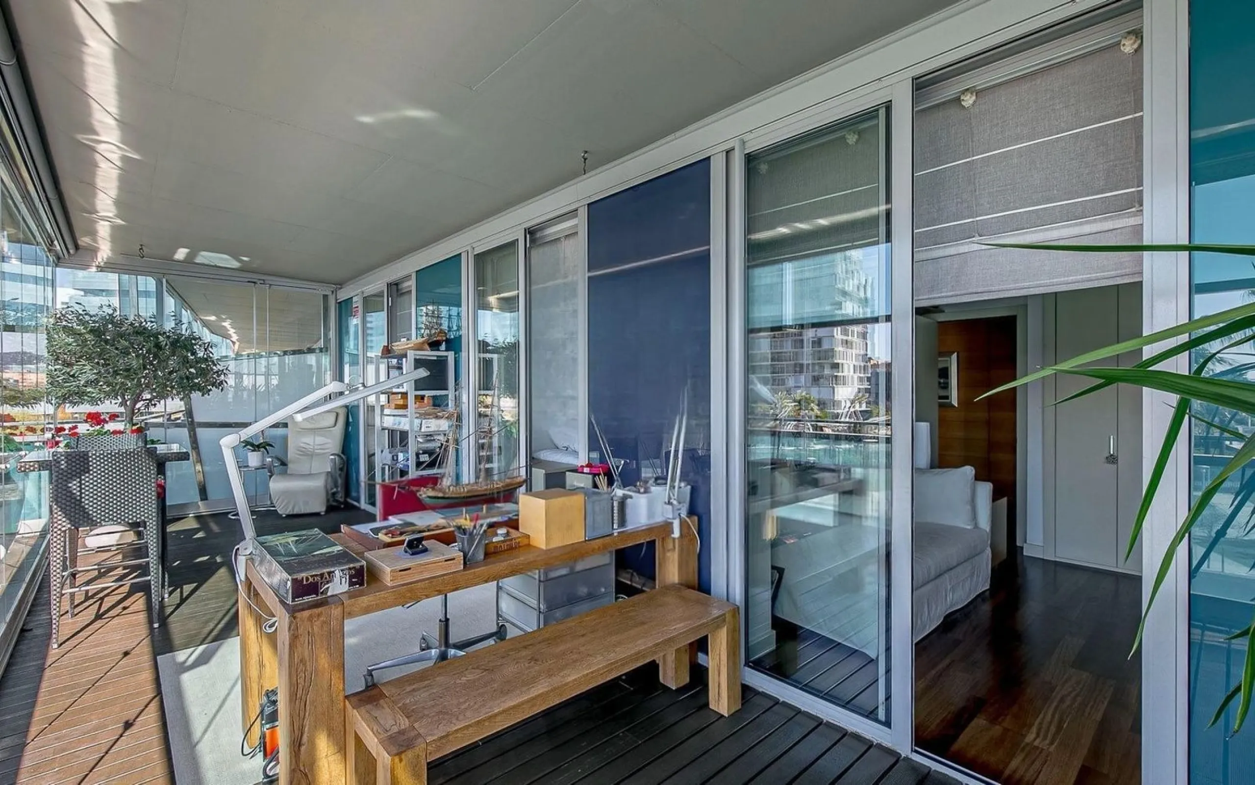 Exclusive beachfront apartment on Paseo García Faria, Barcelona