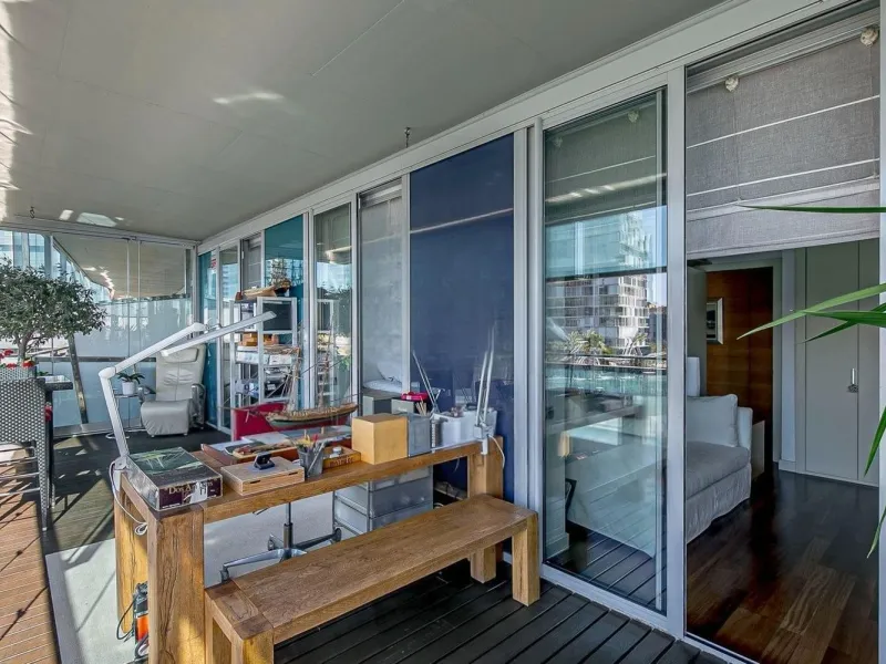 Exclusive beachfront apartment on Paseo García Faria, Barcelona