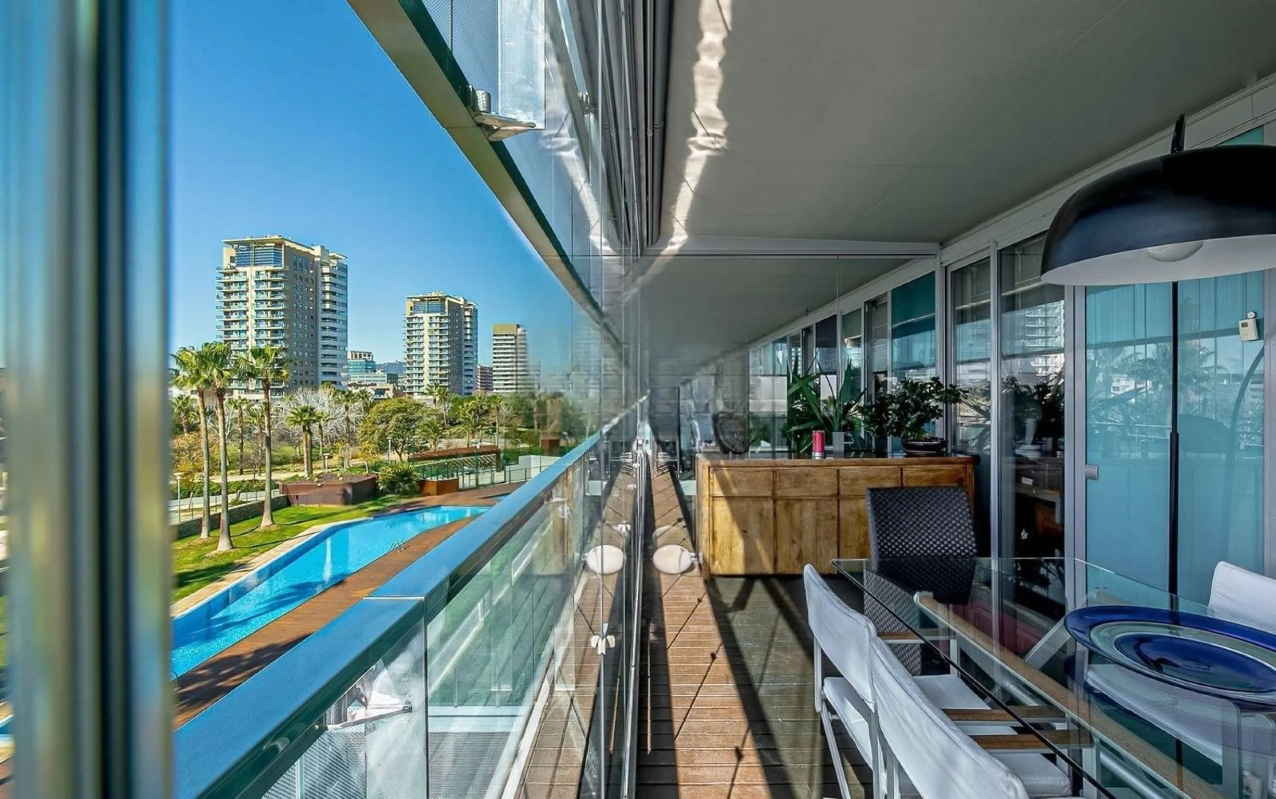 Exclusive beachfront apartment on Paseo García Faria, Barcelona