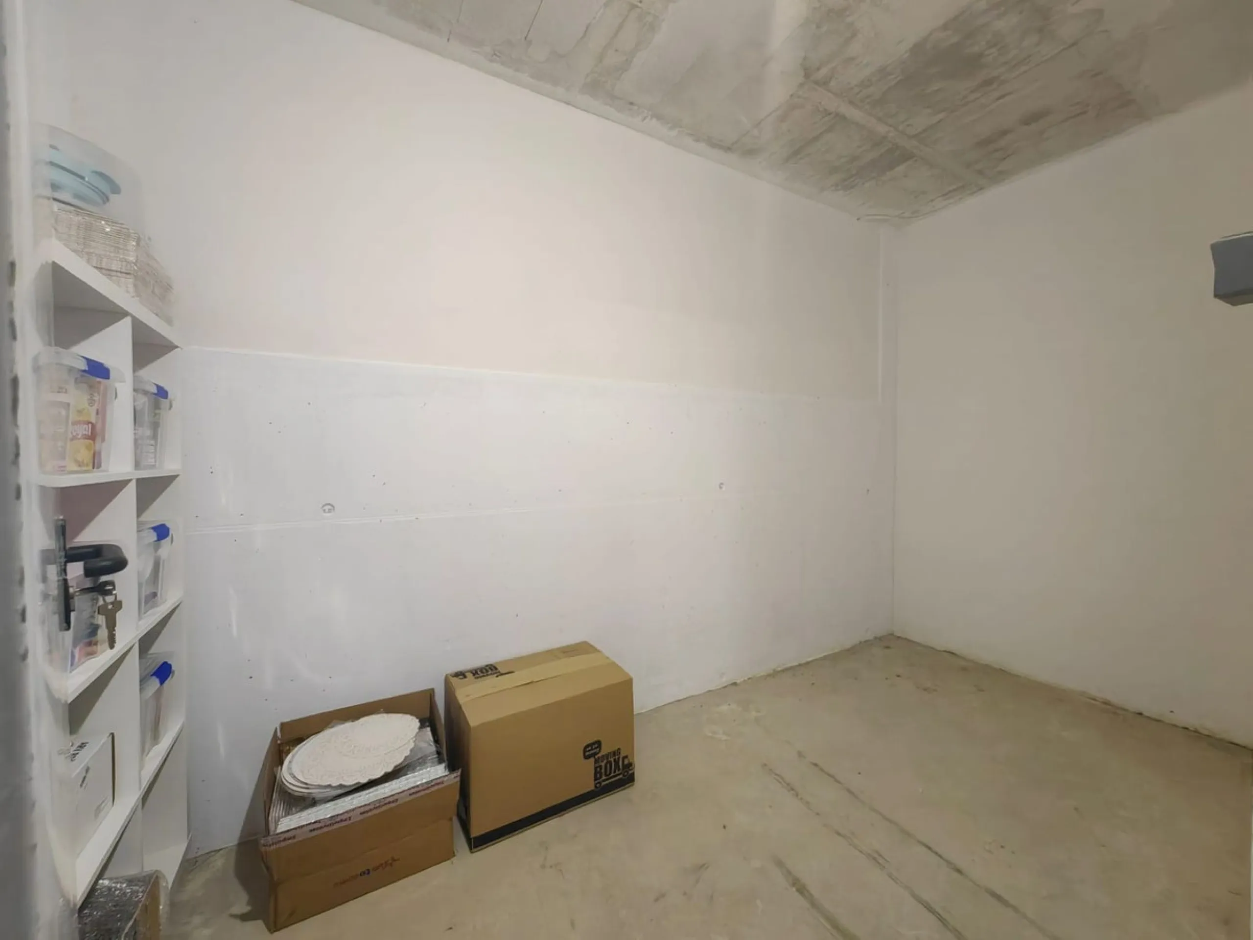 Apartment - Middle Floor Apartment в продаже в Estepona, Málaga. В доме 3 спален и 2 ванных комнат. Площадь дома 217 м²