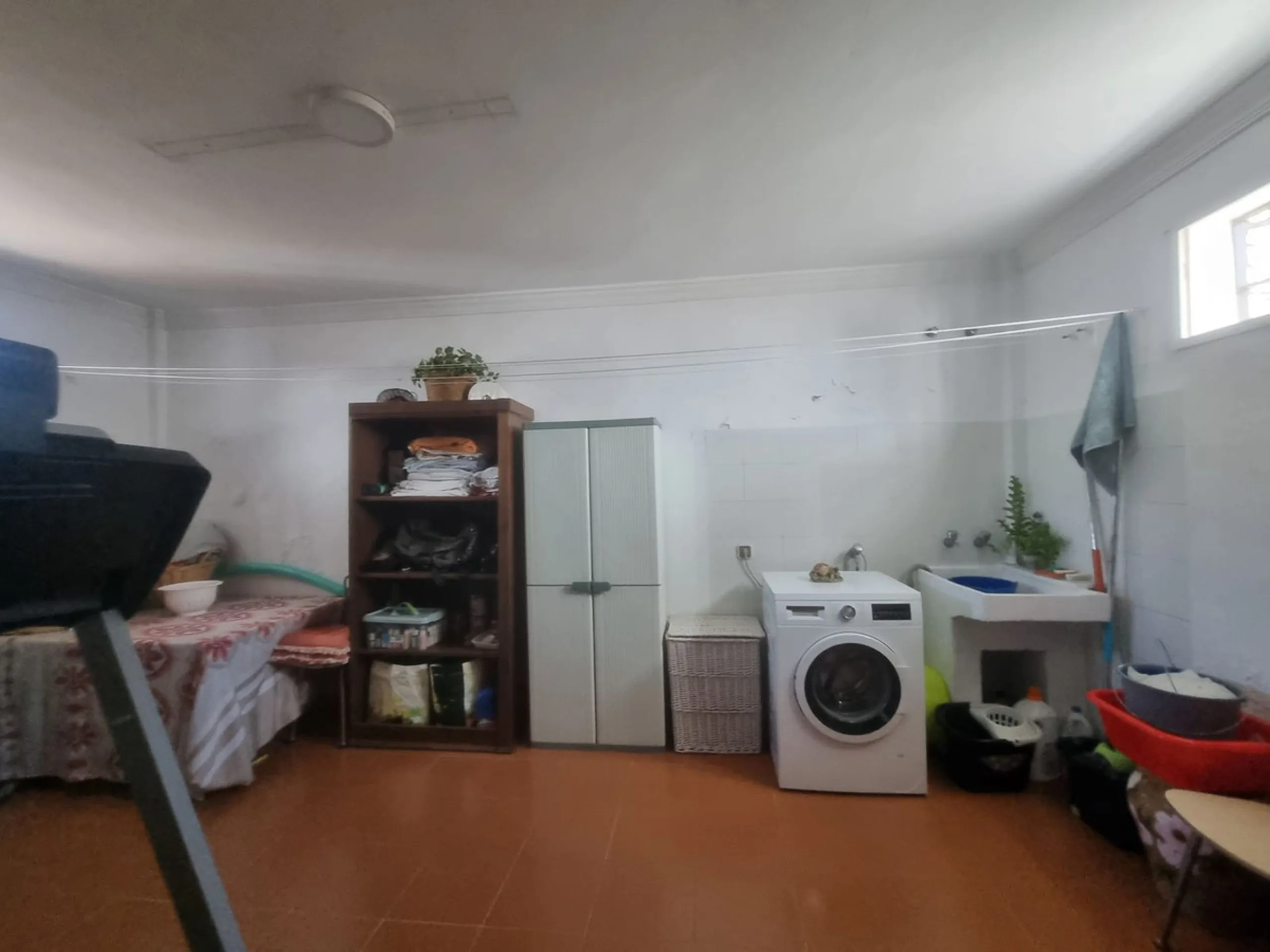 Beautiful country house in Alhaurín El Grande. Located very close to the town, this charming estate offers excellent access and spectacular open views of the valley and the Sierra of Alhaurín El Grande.