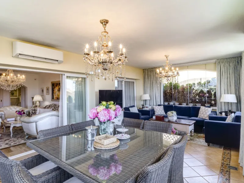 Luxury Duplex Penthouse for Sale in Bahia de Marbella – Exceptional Space, Luxury Fittings, and Unbeatable Location.