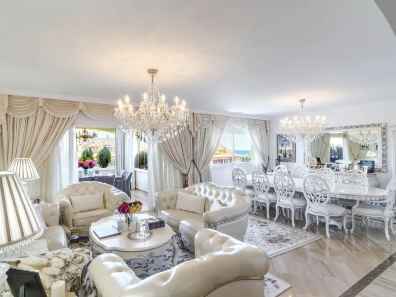 Luxury Duplex Penthouse for Sale in Bahia de Marbella – Exceptional Space, Luxury Fittings, and Unbeatable Location.