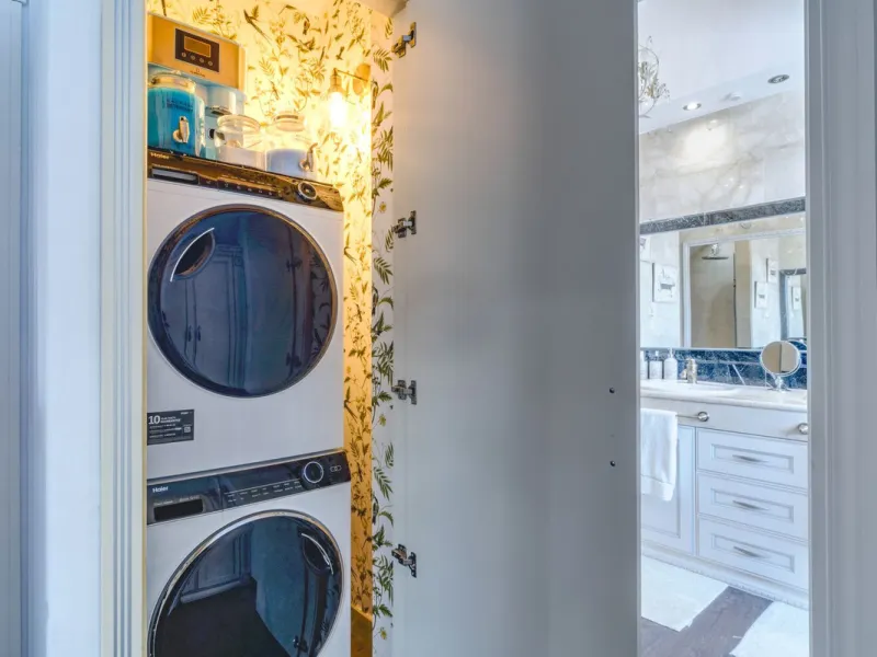 Luxury Duplex Penthouse for Sale in Bahia de Marbella – Exceptional Space, Luxury Fittings, and Unbeatable Location.