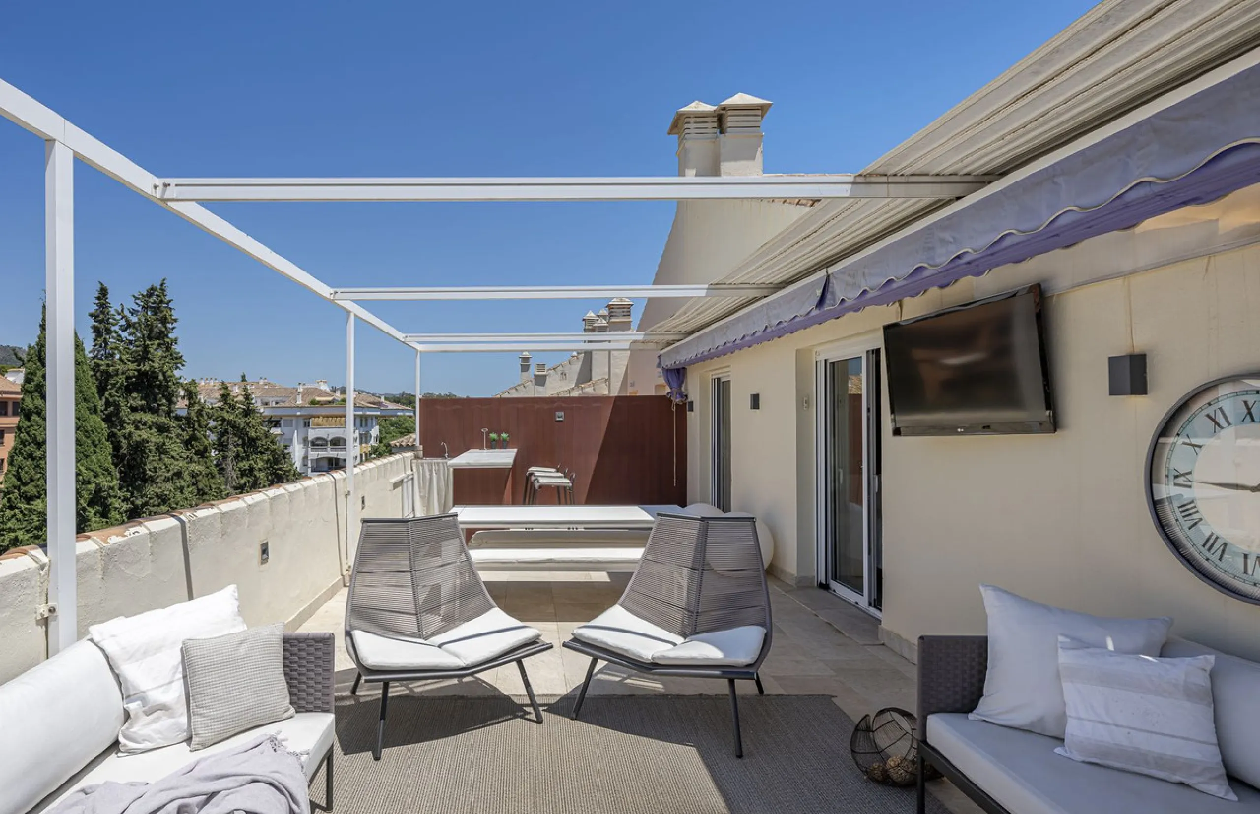 **Exclusive Duplex Penthouse Just 500 Meters from the Beach, in Marbella's Golden Mile**
