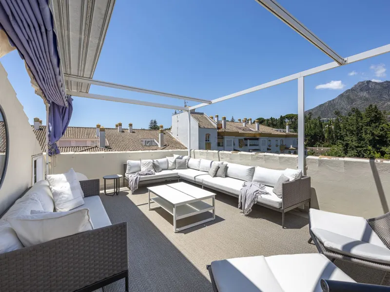**Exclusive Duplex Penthouse Just 500 Meters from the Beach, in Marbella's Golden Mile**