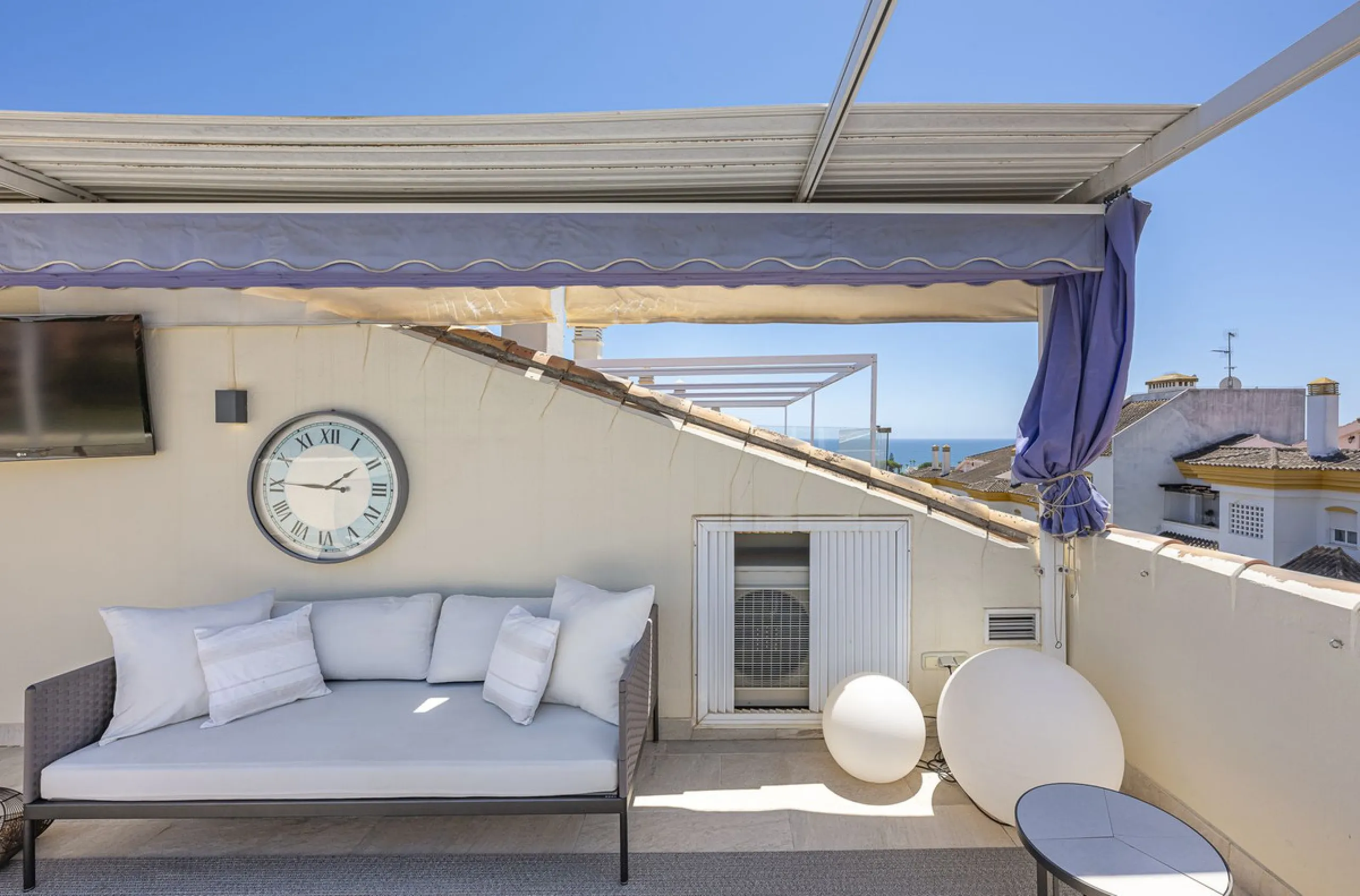**Exclusive Duplex Penthouse Just 500 Meters from the Beach, in Marbella's Golden Mile**