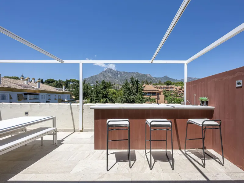 **Exclusive Duplex Penthouse Just 500 Meters from the Beach, in Marbella's Golden Mile**