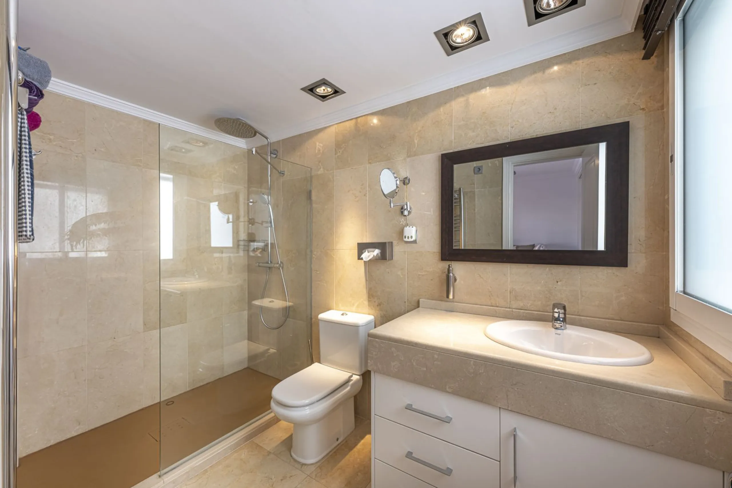 **Exclusive Duplex Penthouse Just 500 Meters from the Beach, in Marbella's Golden Mile**