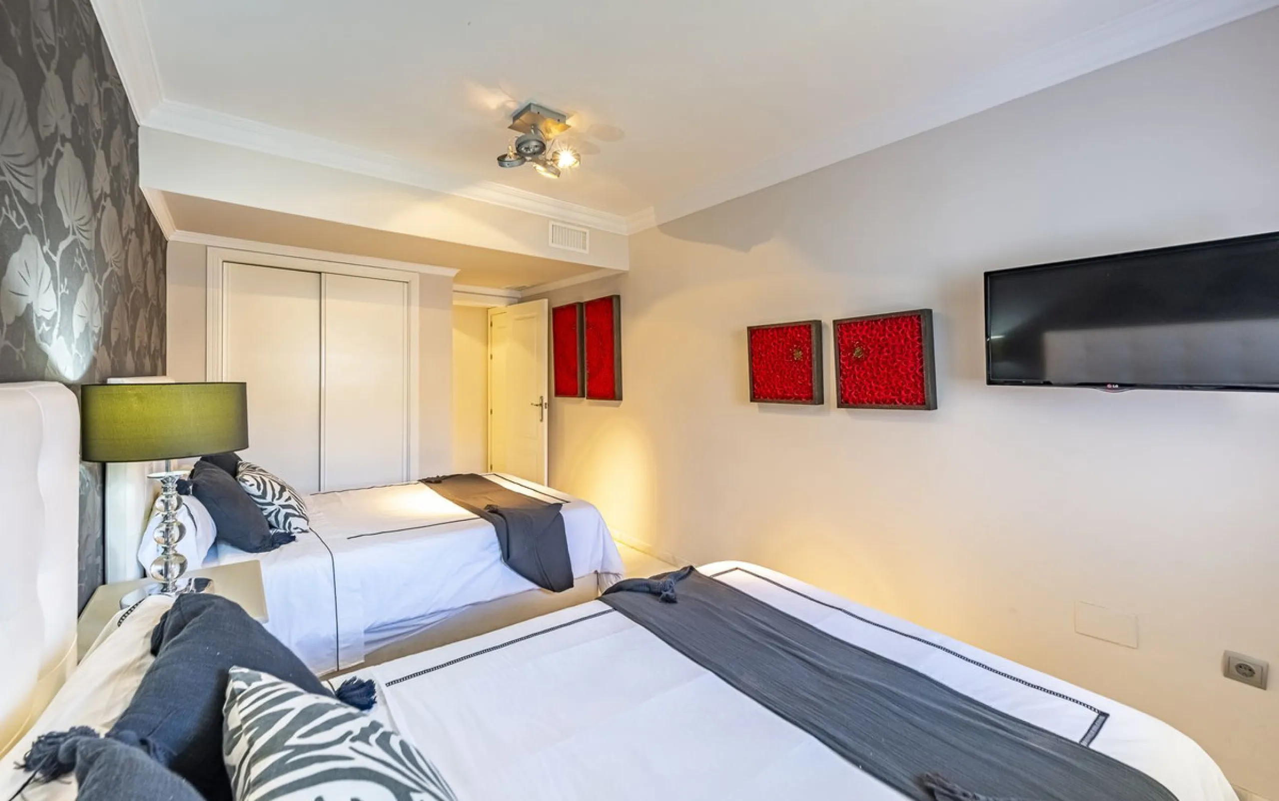 **Exclusive Duplex Penthouse Just 500 Meters from the Beach, in Marbella's Golden Mile**