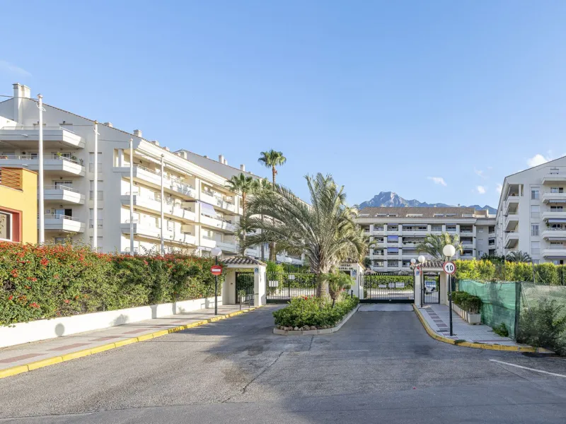 **Exclusive Duplex Penthouse Just 500 Meters from the Beach, in Marbella's Golden Mile**