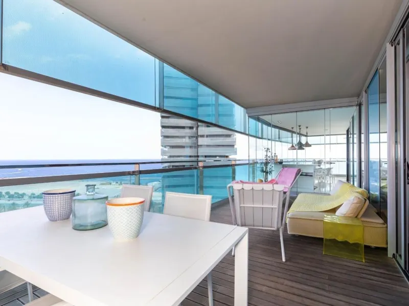 Elegant sea-view apartment in Diagonal Mar, Barcelona