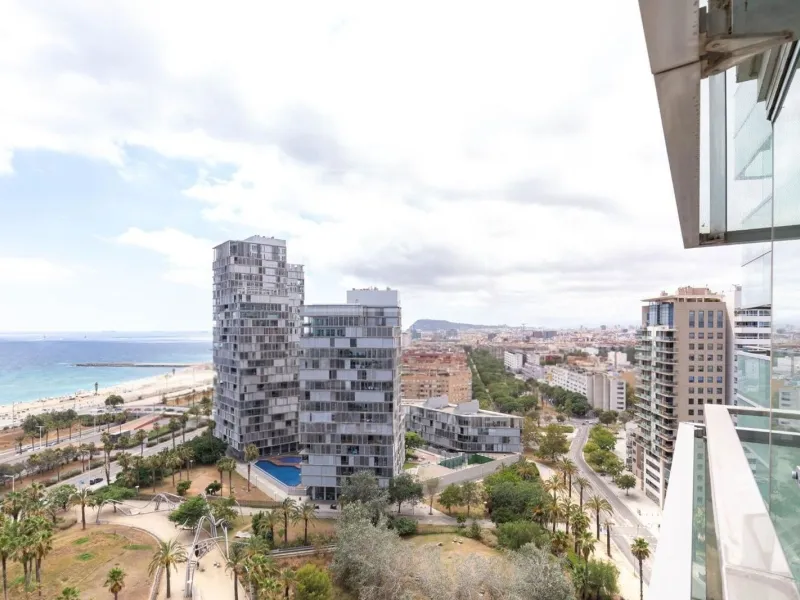 Elegant sea-view apartment in Diagonal Mar, Barcelona
