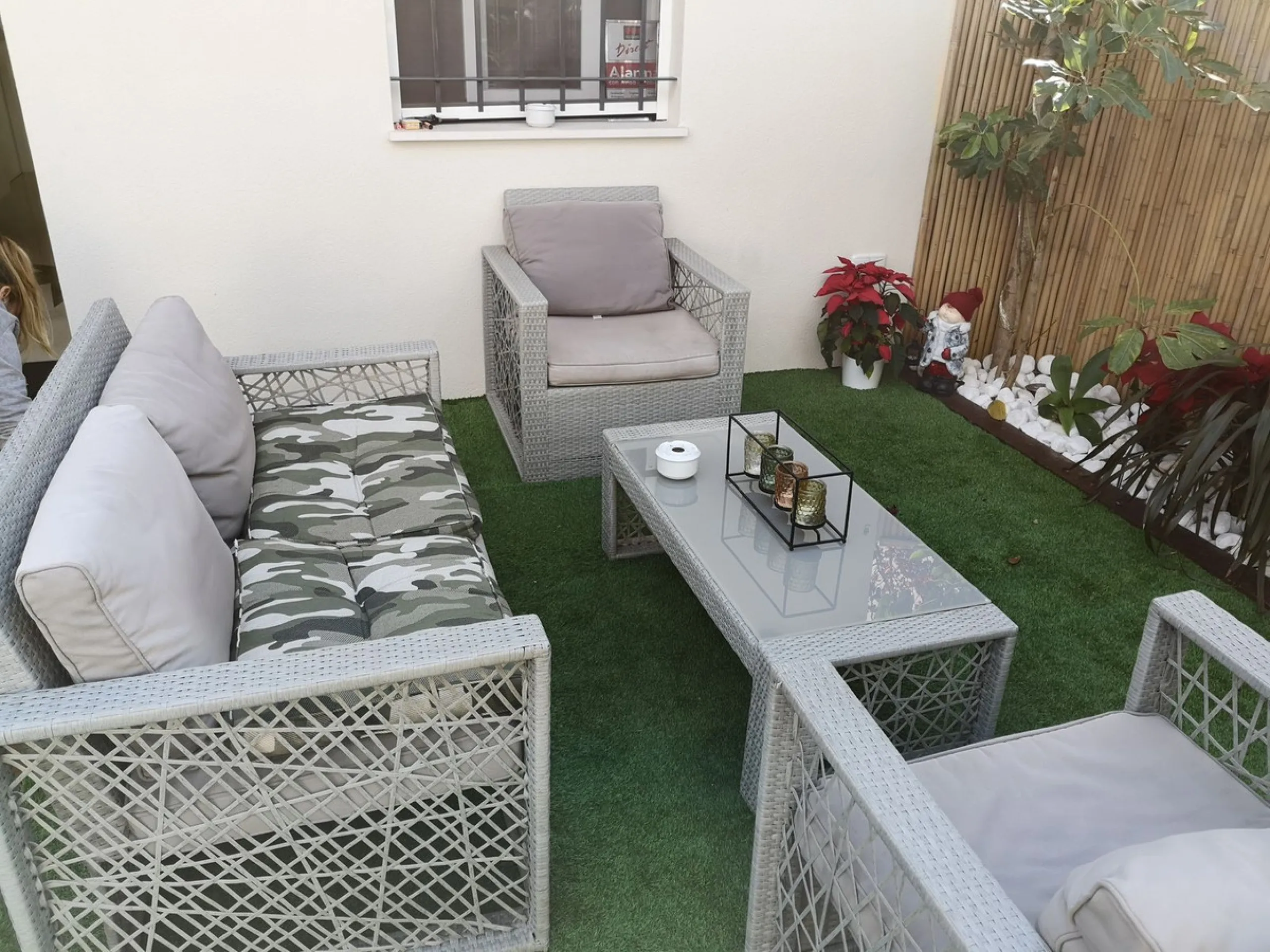 House - Semi-Detached House в продаже в Estepona, Málaga. В доме 4 спален и 3 ванных комнат. Площадь дома 181 м²