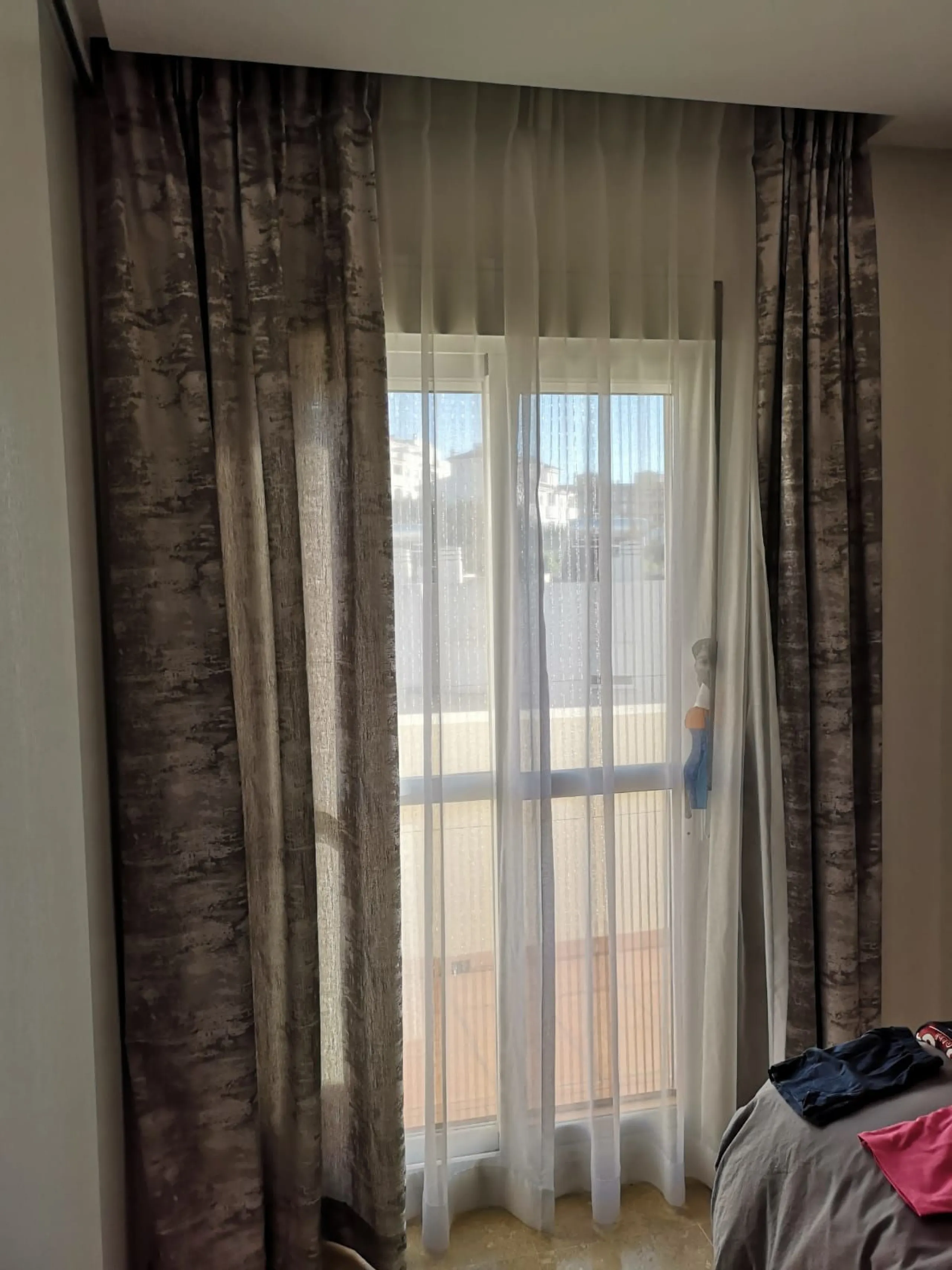House - Semi-Detached House в продаже в Estepona, Málaga. В доме 4 спален и 3 ванных комнат. Площадь дома 181 м²