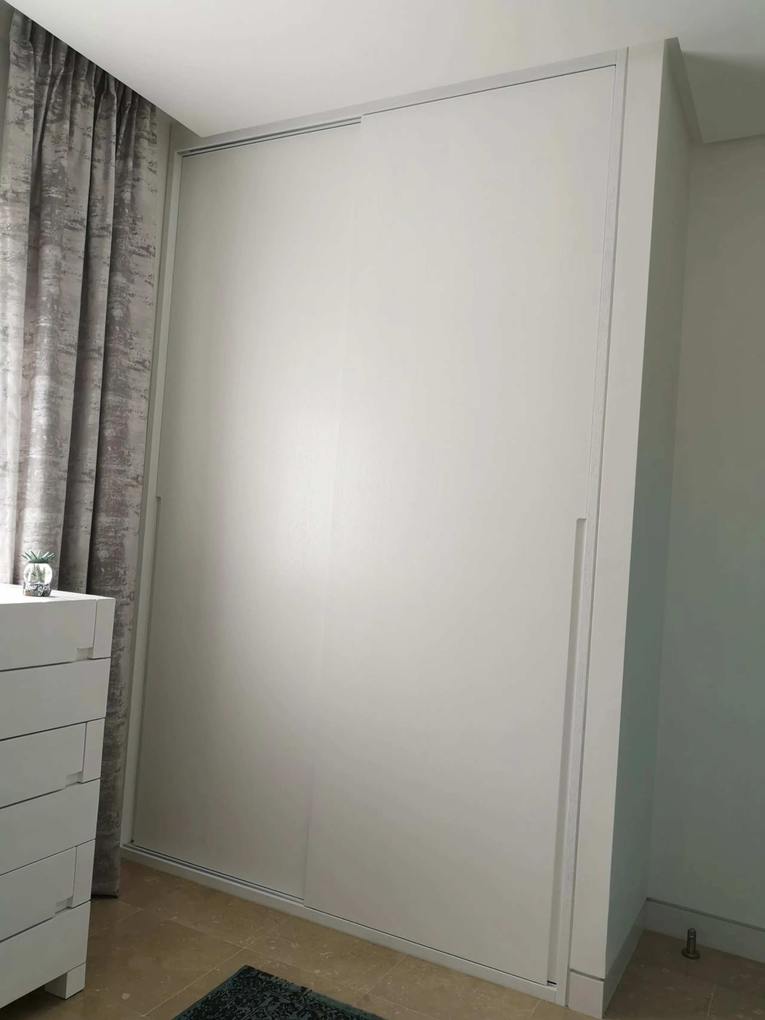 House - Semi-Detached House в продаже в Estepona, Málaga. В доме 4 спален и 3 ванных комнат. Площадь дома 181 м²