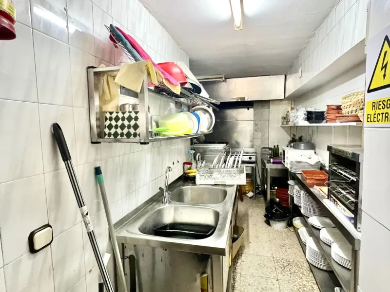 Commercial - Restaurant в продаже в Marbella, Málaga. Площадь дома 96 м²