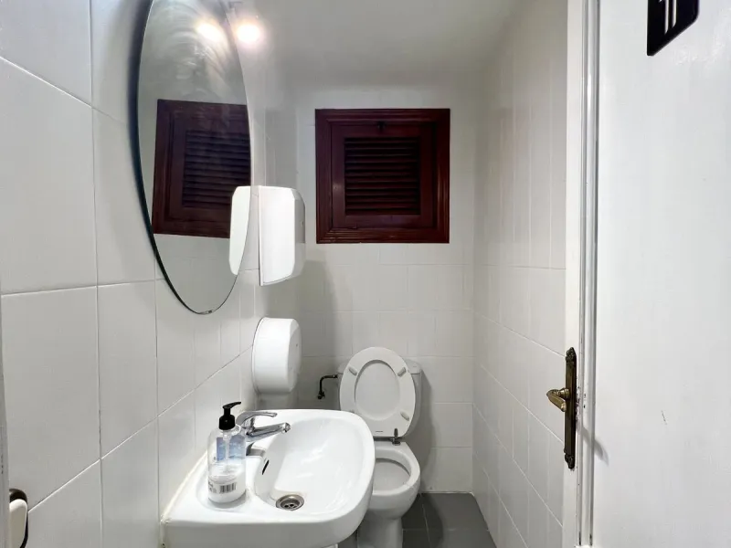 Commercial - Restaurant в продаже в Marbella, Málaga. Площадь дома 96 м²