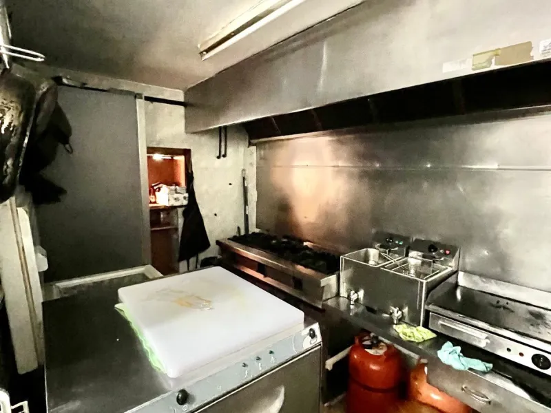 Commercial - Restaurant в продаже в Marbella, Málaga. Площадь дома 96 м²