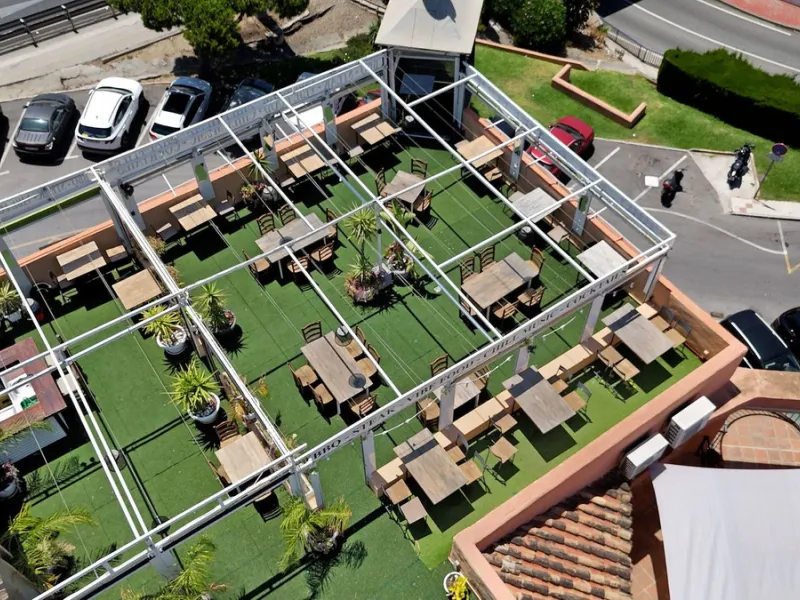 Fantastic Restaurant for Sale with Panoramic Views in a Sought-After Area
