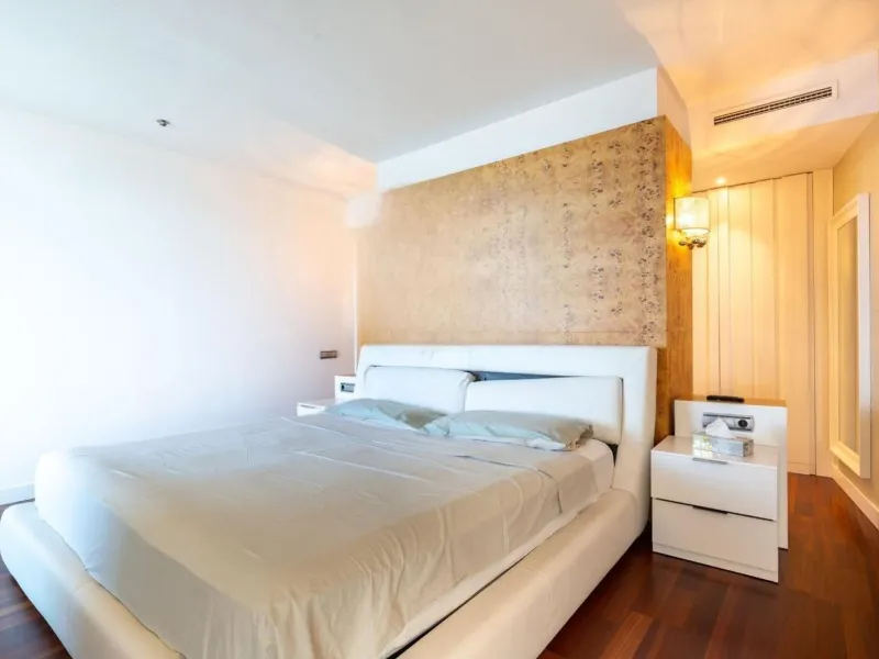 Elegant sea-view apartment in Diagonal Mar, Barcelona