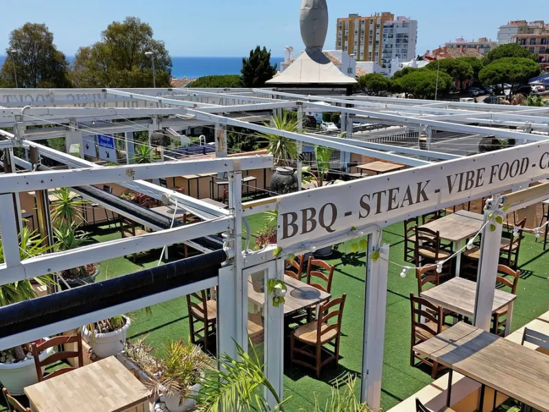 Fantastic Restaurant for Sale with Panoramic Views in a Sought-After Area