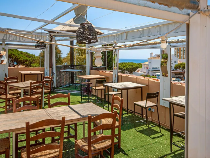 Fantastic Restaurant for Sale with Panoramic Views in a Sought-After Area