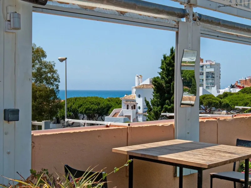 Fantastic Restaurant for Sale with Panoramic Views in a Sought-After Area