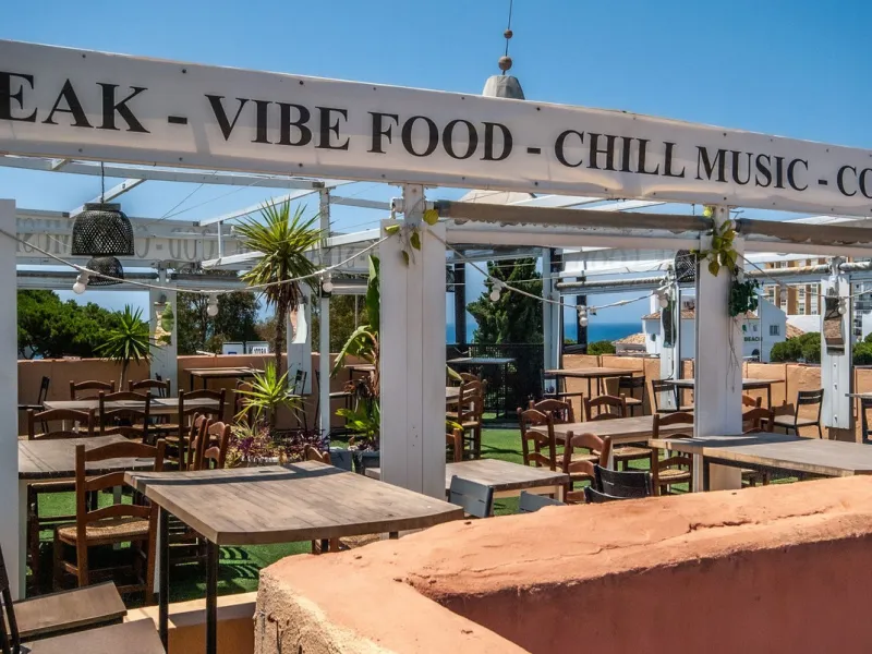 Fantastic Restaurant for Sale with Panoramic Views in a Sought-After Area