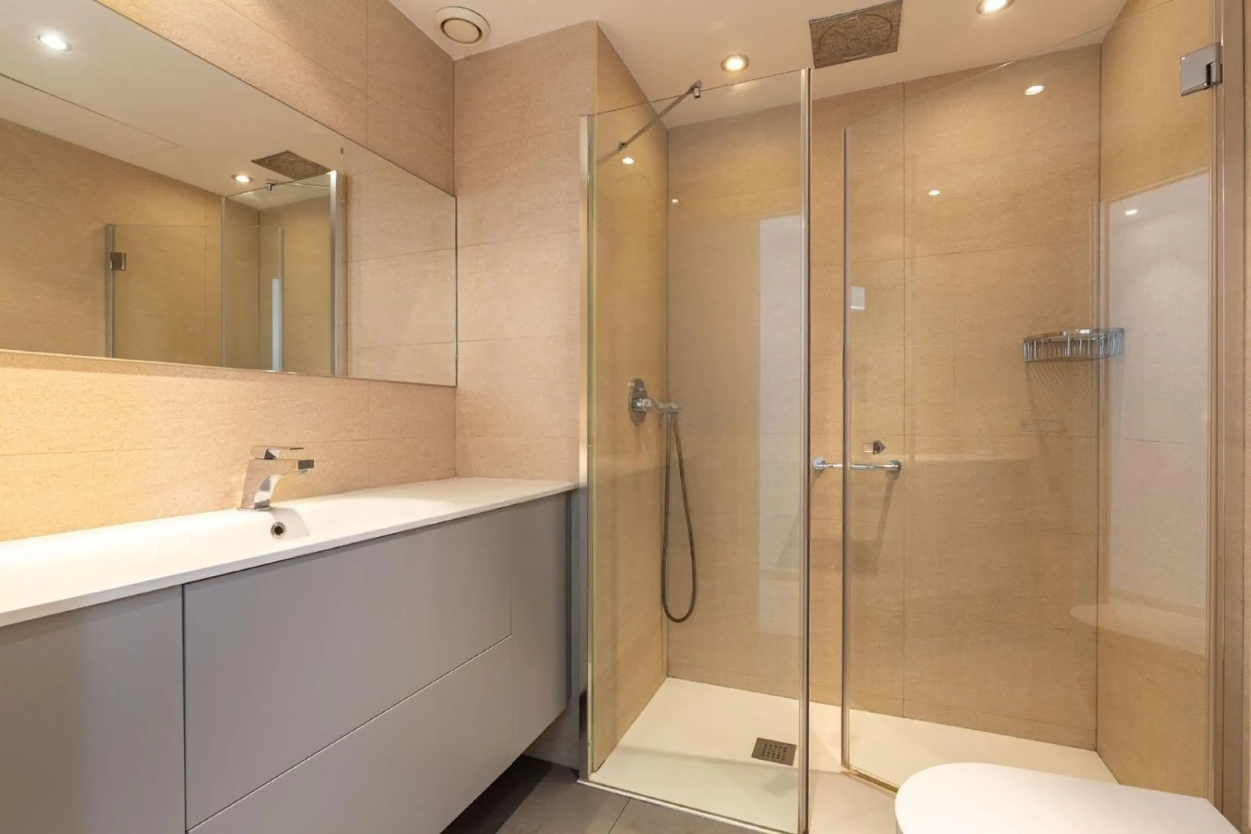 Elegant sea-view apartment in Diagonal Mar, Barcelona