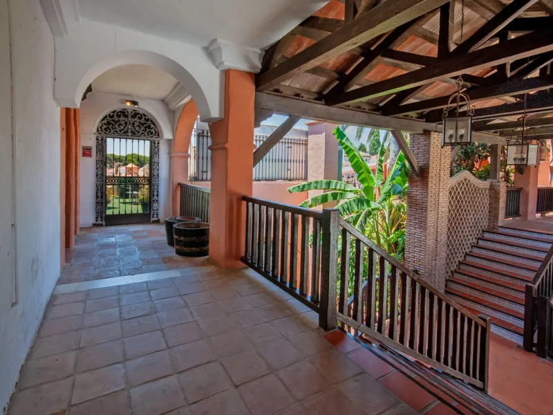 Fantastic Restaurant for Sale with Panoramic Views in a Sought-After Area
