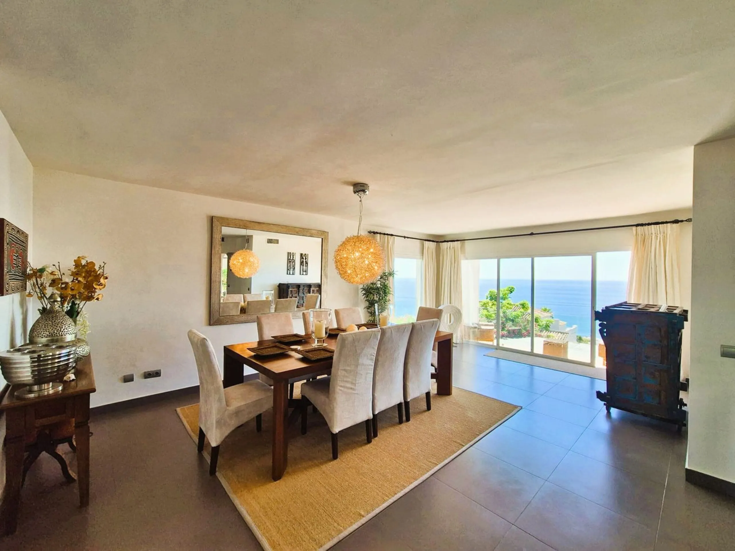 Classical Villa with Stunning Sea Views in La Paloma, Manilva