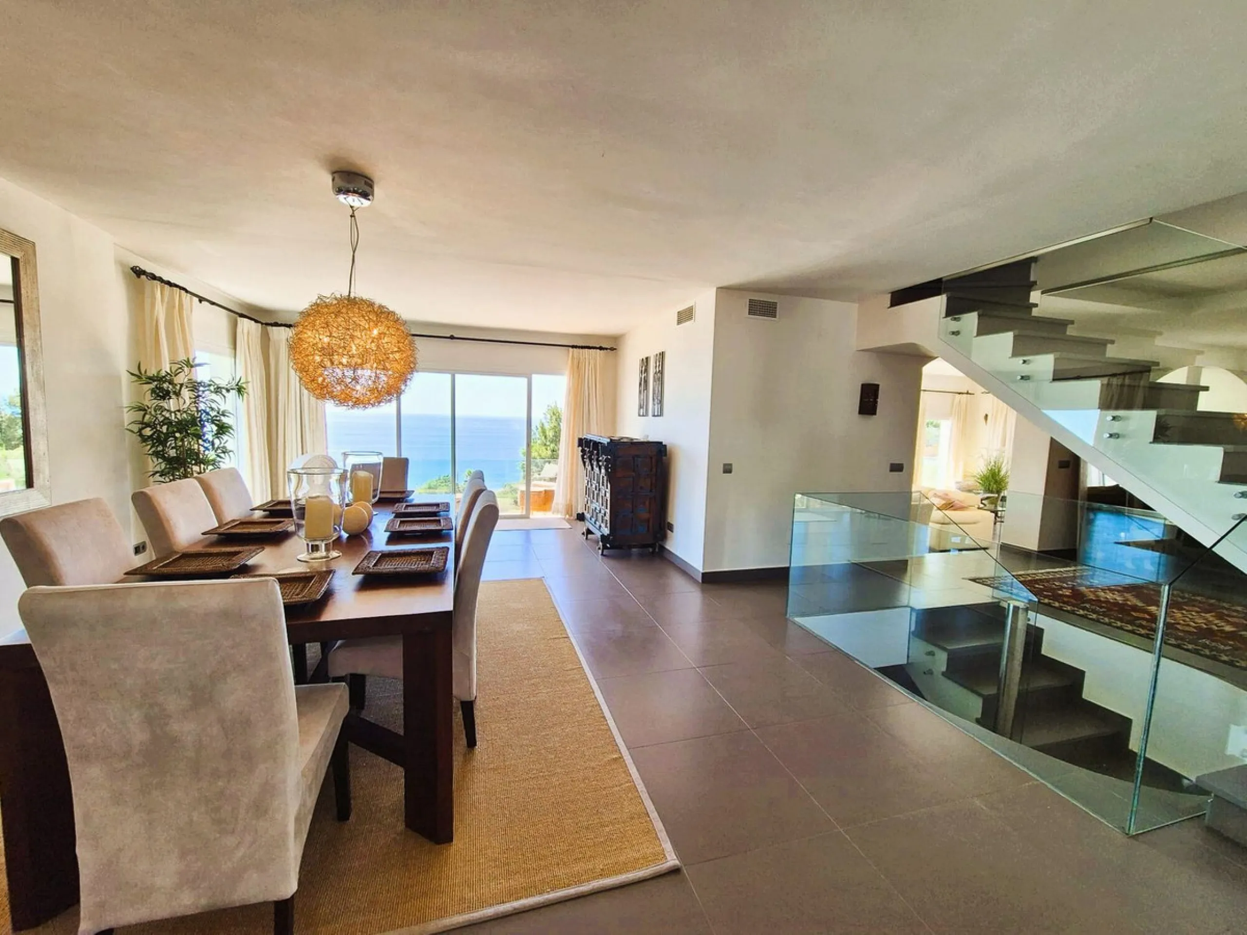 Classical Villa with Stunning Sea Views in La Paloma, Manilva