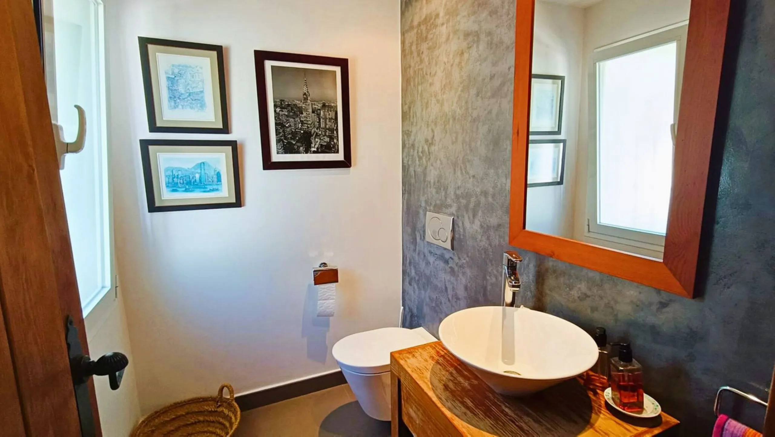 Classical Villa with Stunning Sea Views in La Paloma, Manilva