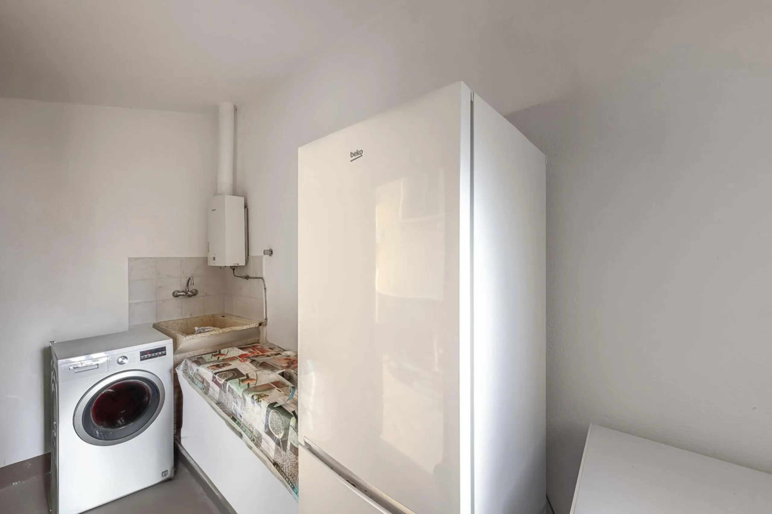 House - Detached Villa в продаже в Benahavís, Málaga. В доме 5 спален и 4 ванных комнат. Площадь дома 562 м². Площадь участка 1394 м²