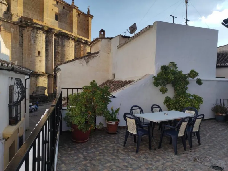  Fabulous and Lucrative Small Holiday Rental Apartment Business for sale in Ronda