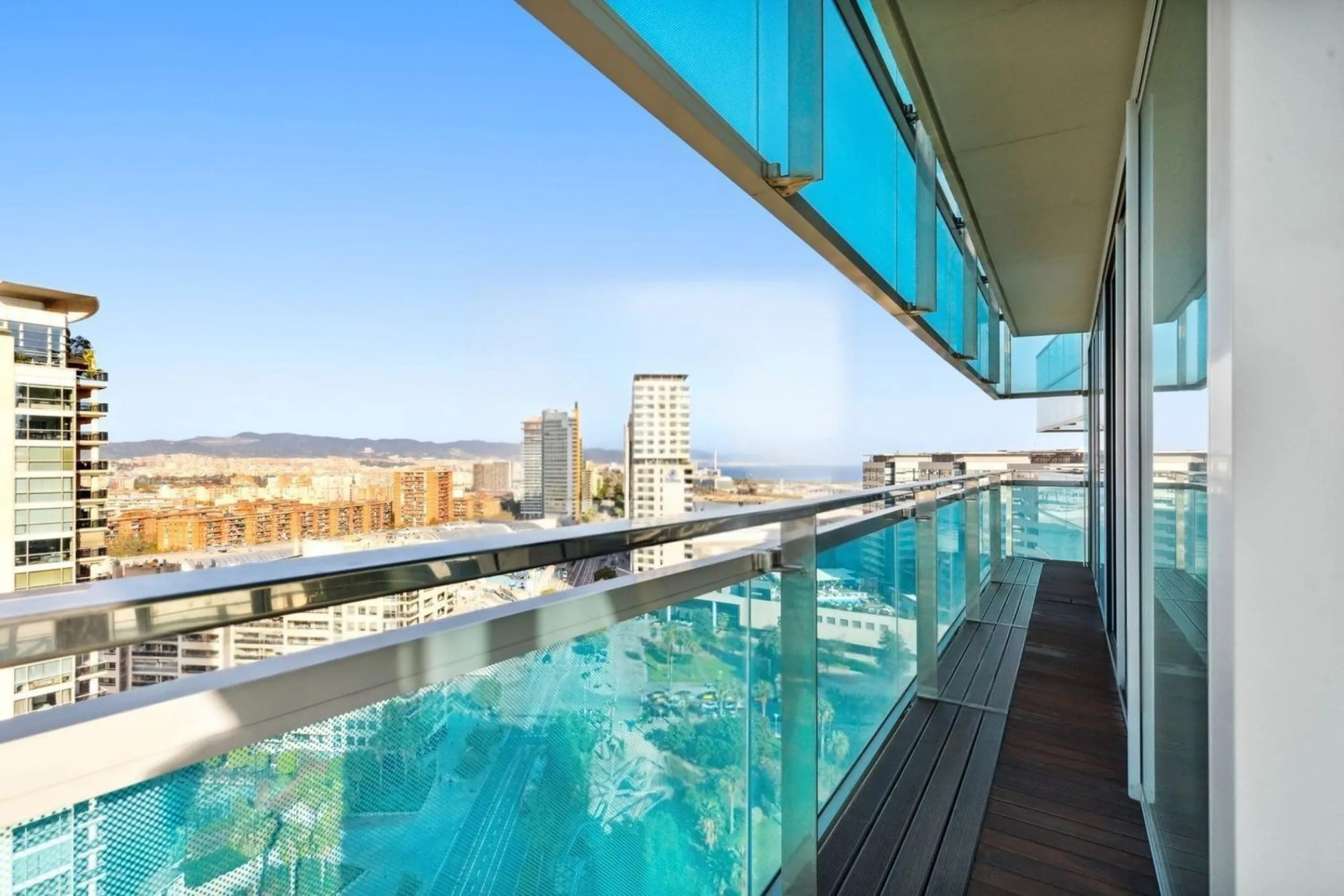 Exclusive apartment with panoramic sea views in Diagonal Mar, Barcelona