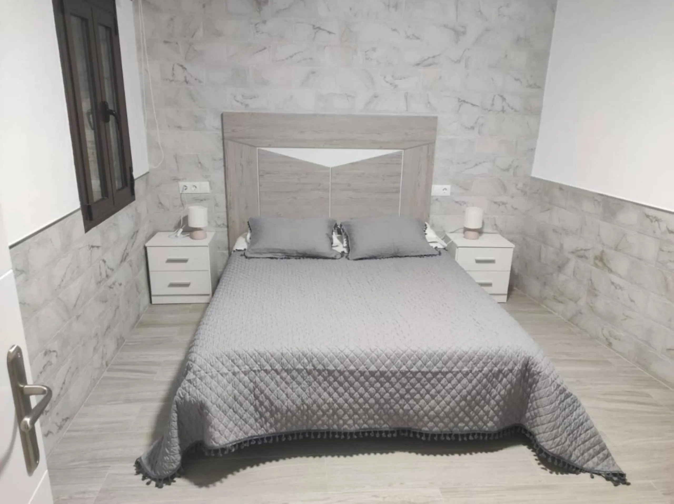  Fabulous and Lucrative Small Holiday Rental Apartment Business for sale in Ronda
