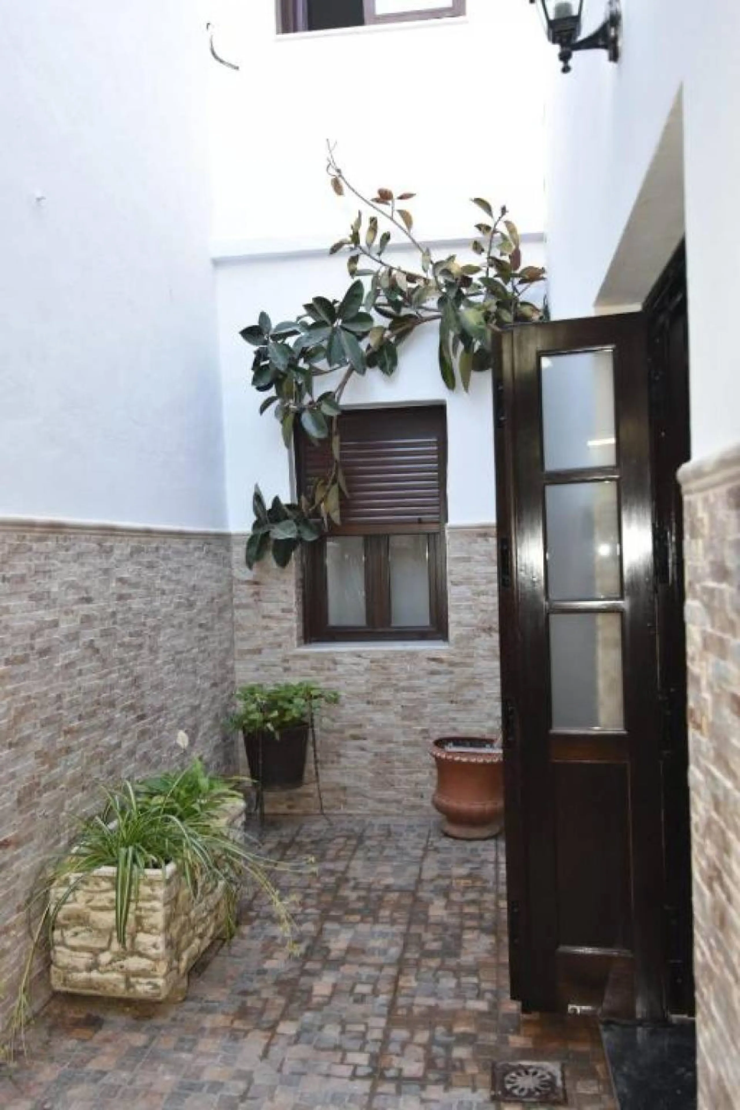 Fabulous and Lucrative Small Holiday Rental Apartment Business for sale in Ronda