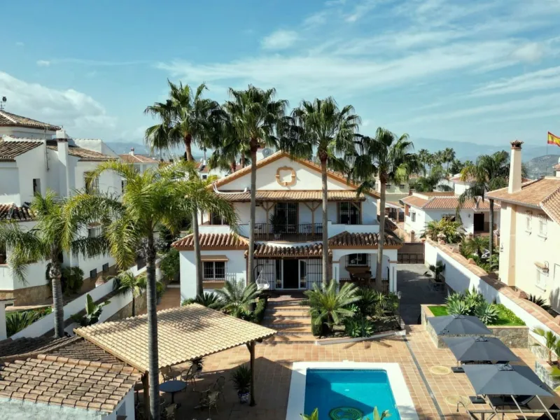 Wunderschön renovierte andalusische Villa mit Pool in La Paca, Alhaurín el Grande