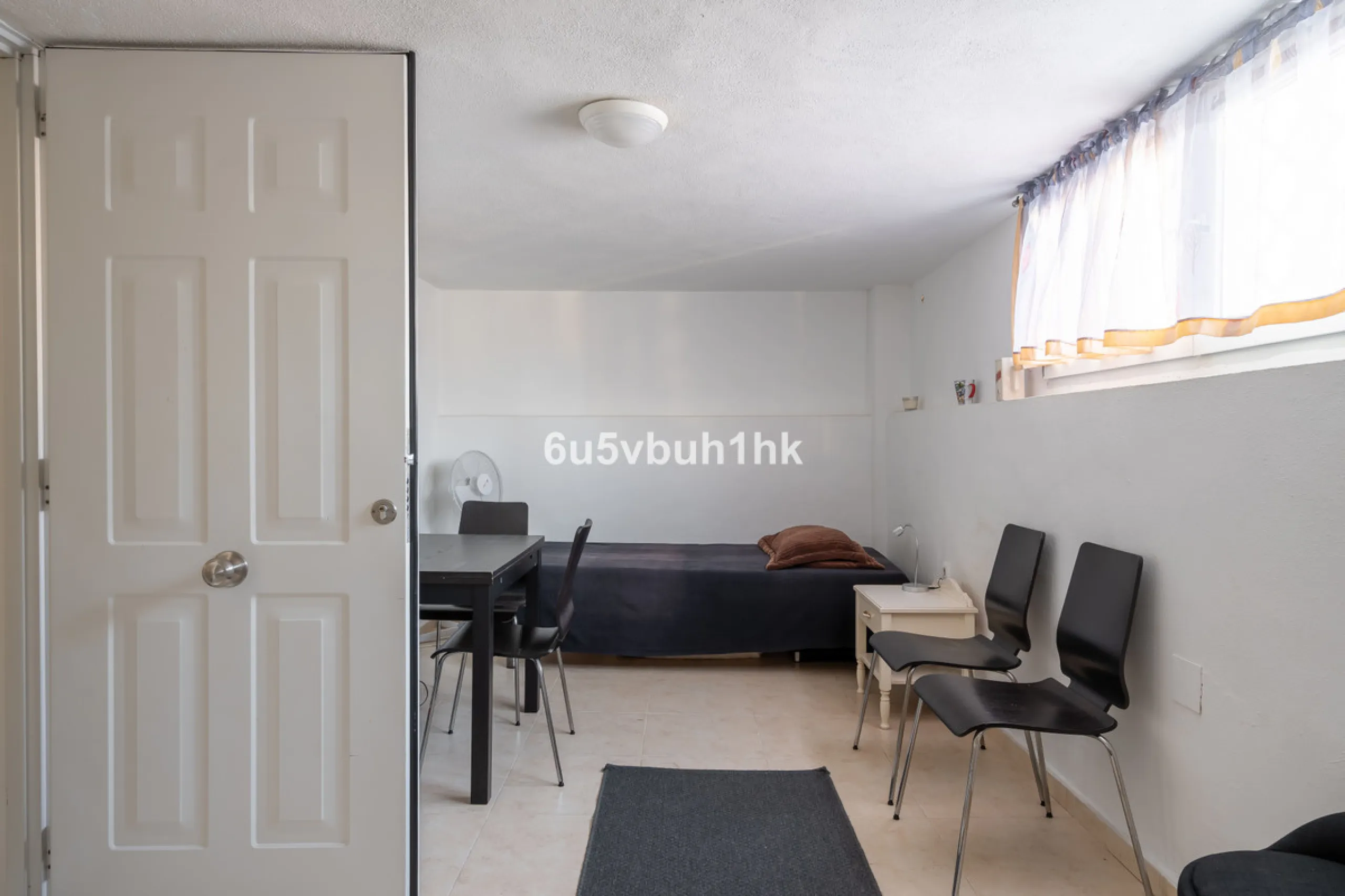 House - Detached Villa в продаже в Fuengirola, Málaga. В доме 5 спален и 6 ванных комнат. Площадь дома 312 м². Площадь участка 466 м²