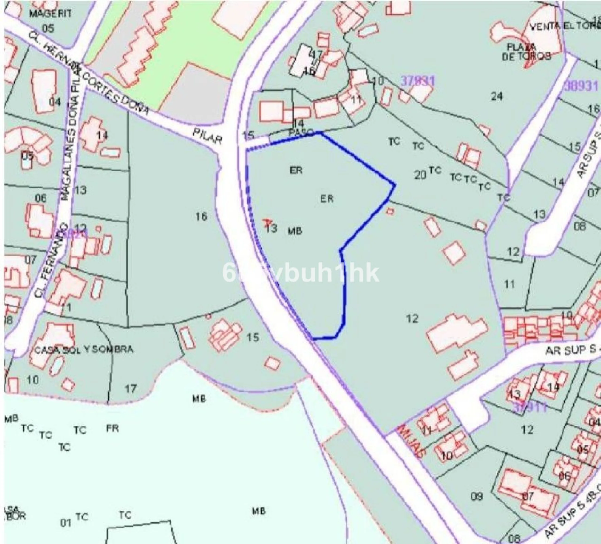 This urban plot is located in a privileged location in the municipality of Mijas. Its elevated position offers magnificent views of the Costa del Sol. The land is located within the UE S-10 Execution Unit, and has a definitively approved Detailed Study (E
