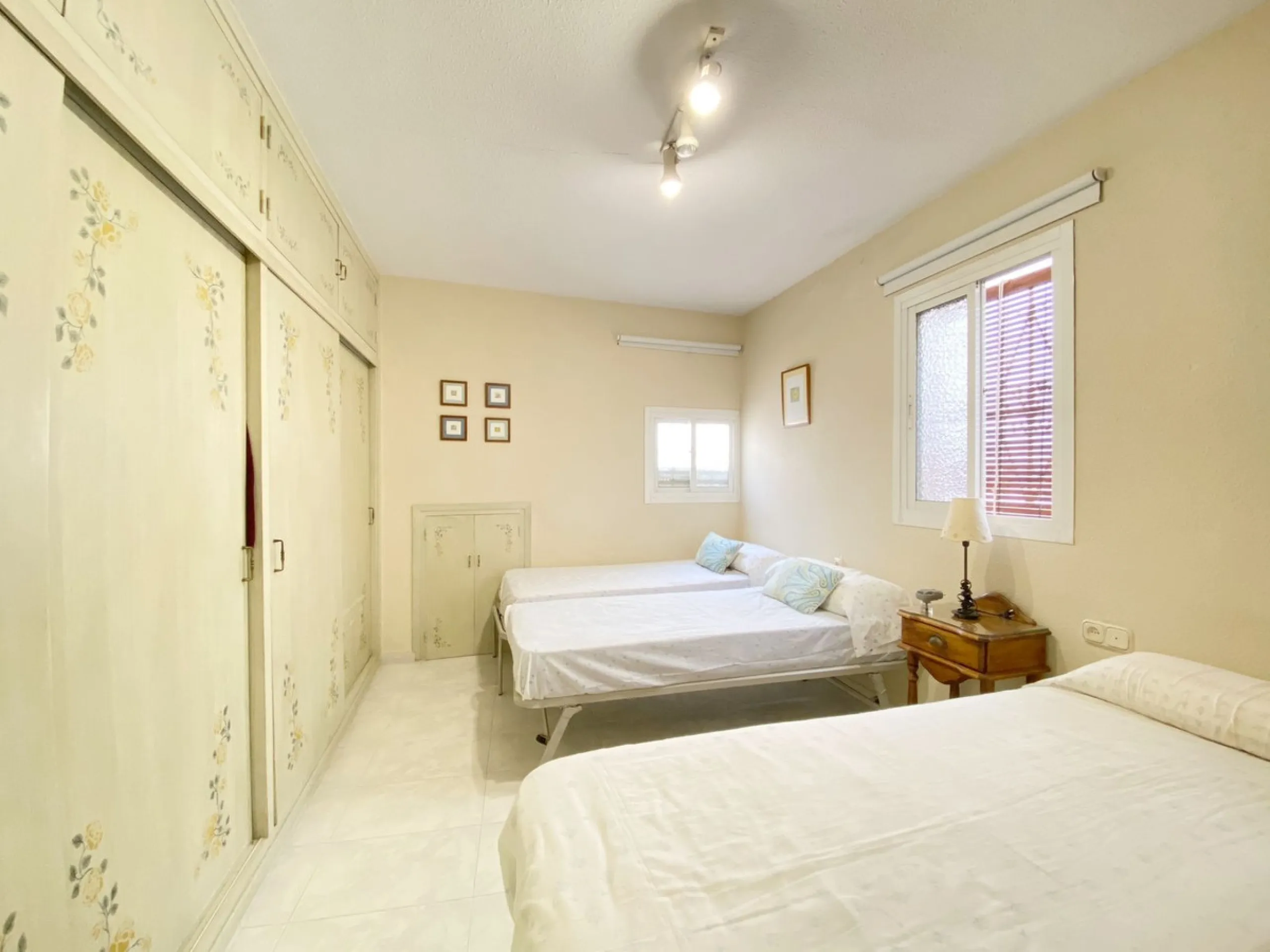 Family townhouse located in Marbella's old town, just a few meters from Plaza de Los Naranjos.
