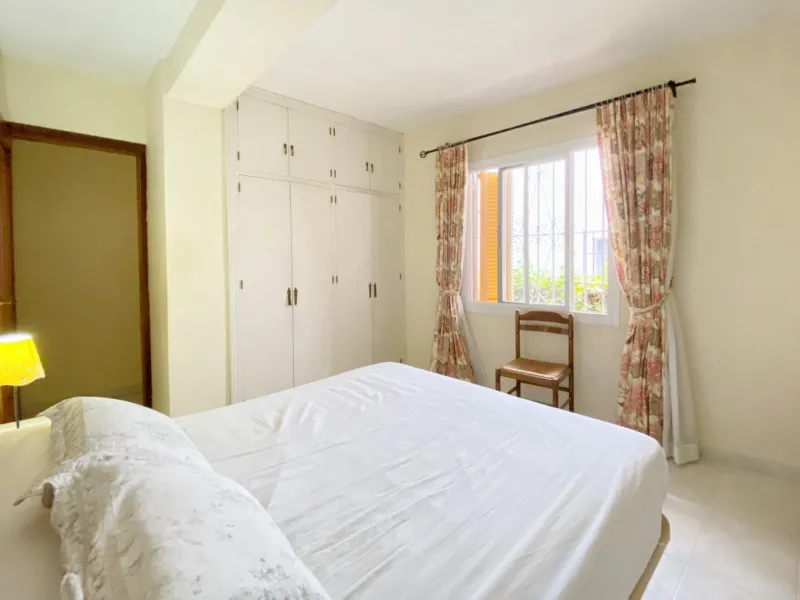 Family townhouse located in Marbella's old town, just a few meters from Plaza de Los Naranjos.