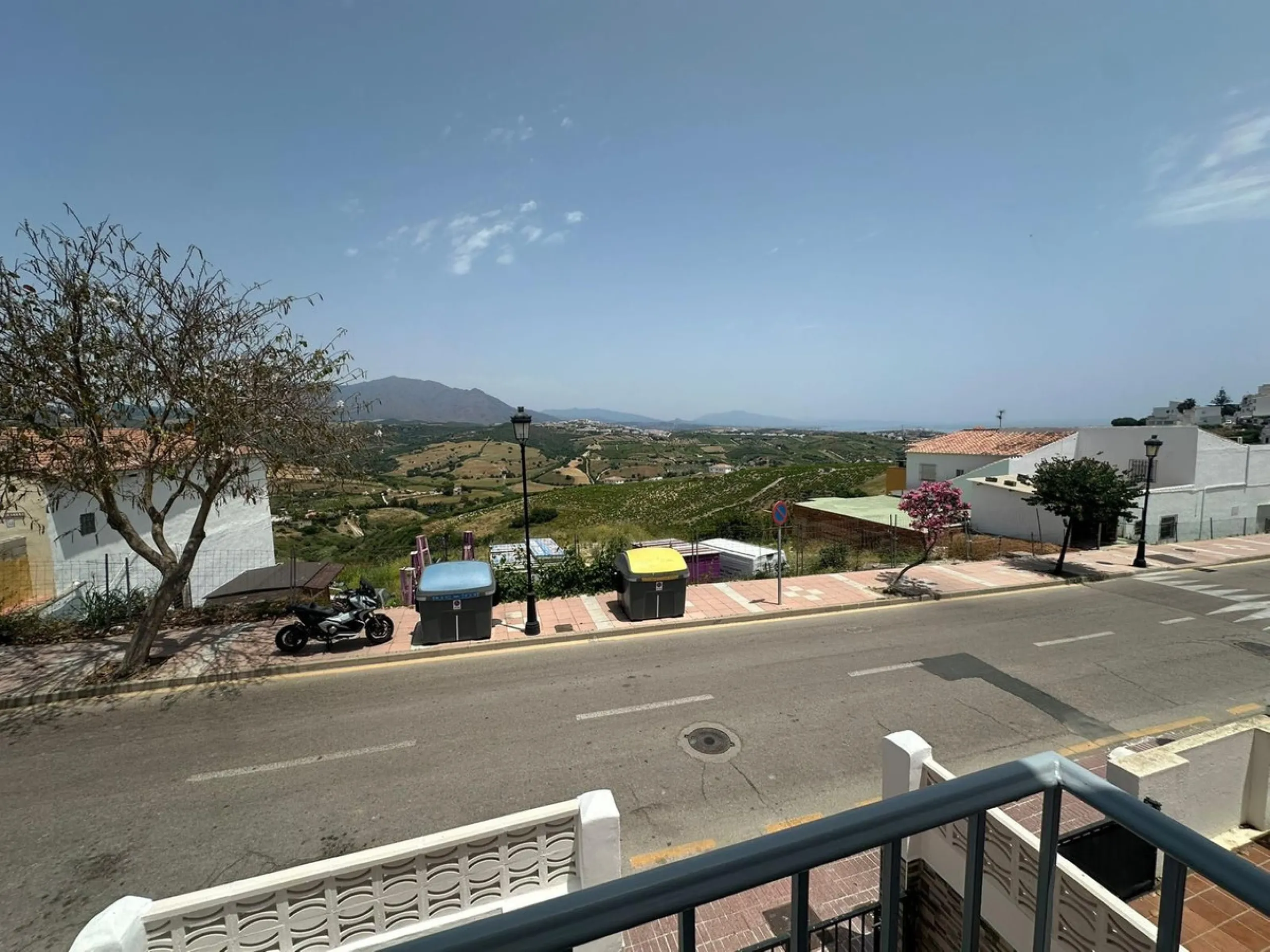 Townhouse in Manilva – Enjoy peace and style on the Costa del Sol