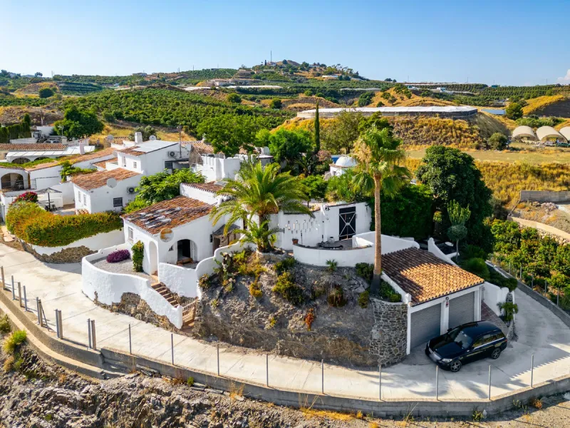 Unique opportunity in Almayate Costa, ideal for B&B or yoga retreats