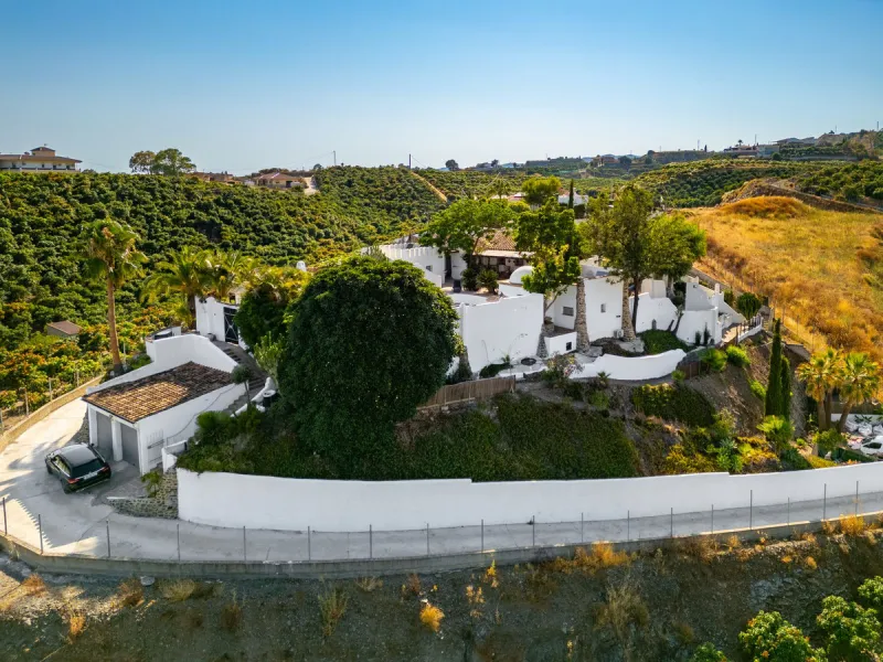 Unique opportunity in Almayate Costa, ideal for B&B or yoga retreats